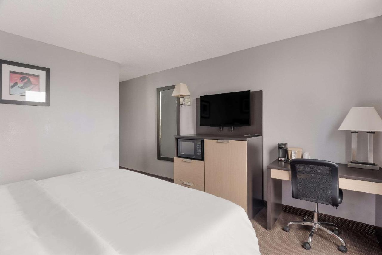 Quality Inn 爱丽丝 外观 照片