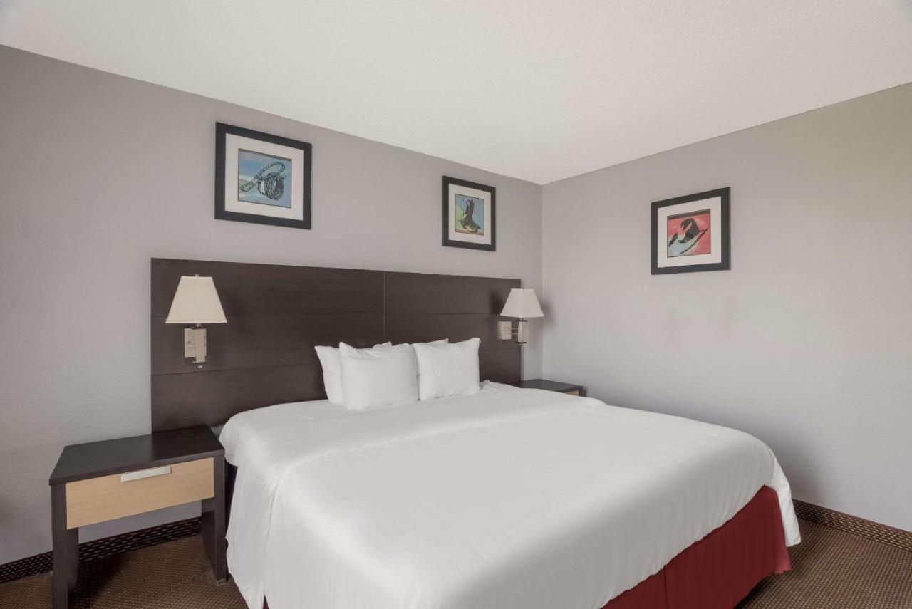 Quality Inn 爱丽丝 外观 照片