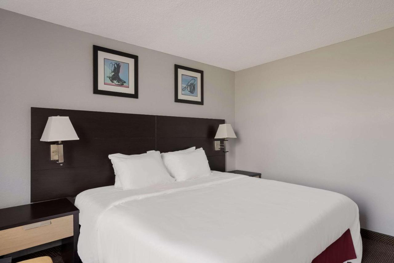 Quality Inn 爱丽丝 外观 照片